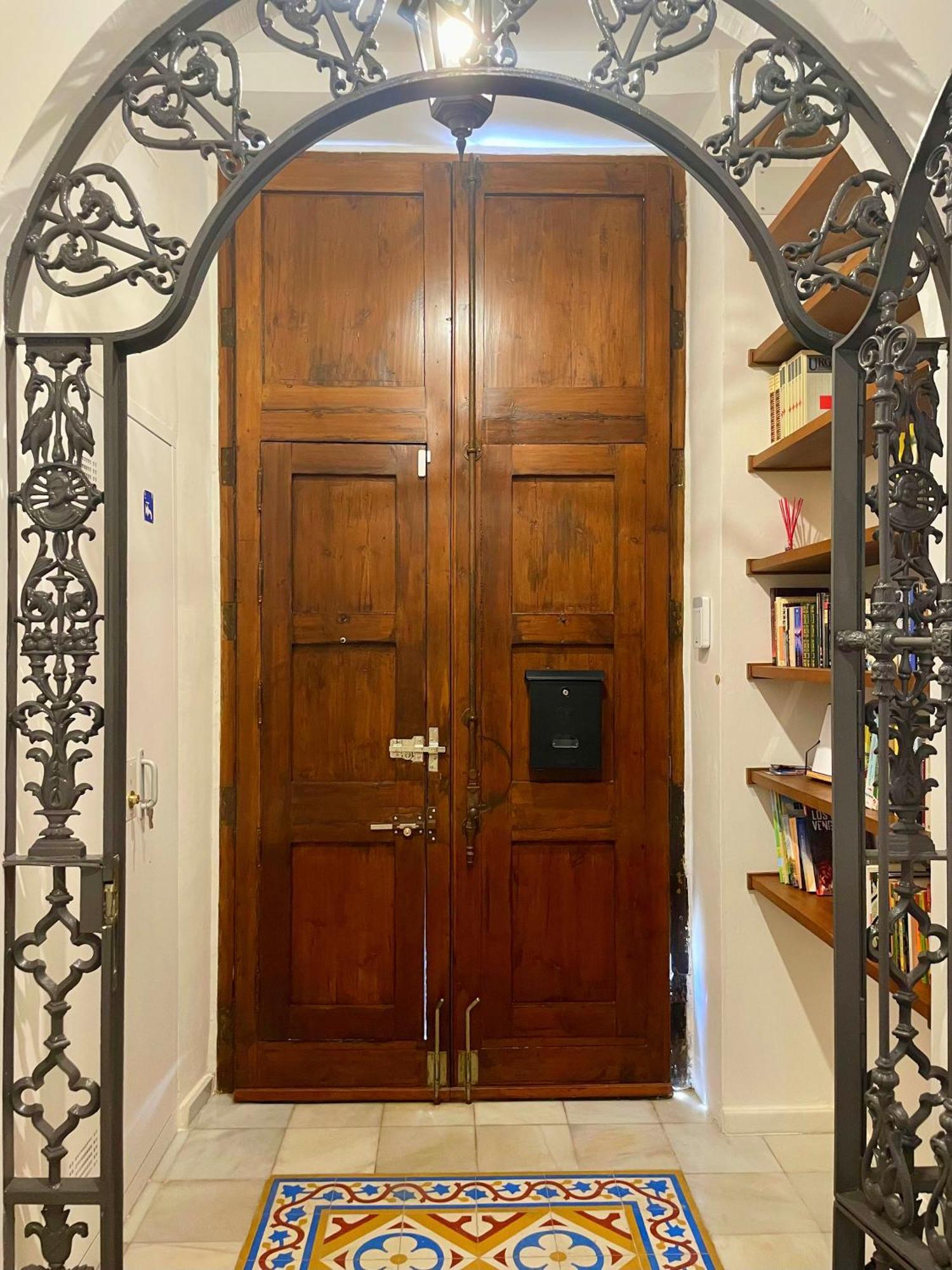 Piso Con Patio, 3 Habitaciones, En La Goleta Apartament *